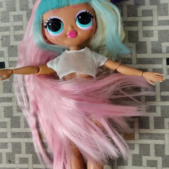 LOL Surprise OMG Candylicious and Shadow Winter Dolls MGA Big Eyes Collectibles - Picture 7 of 13